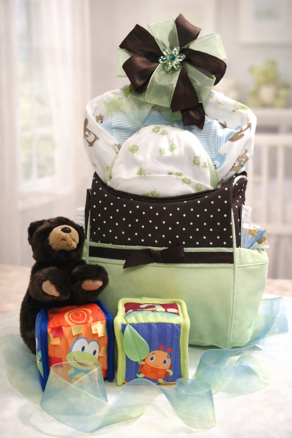 Little Sprout Baby Welcome Home Gift Basket